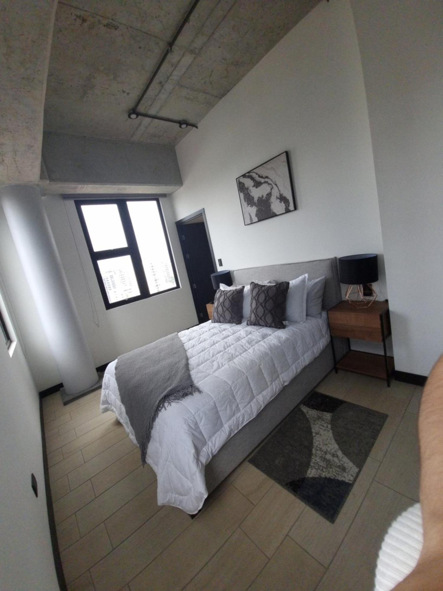 Apartamento 2 Habitaciones, Edificio Eon, Zona 10, Turin Guatemala City Bagian luar foto