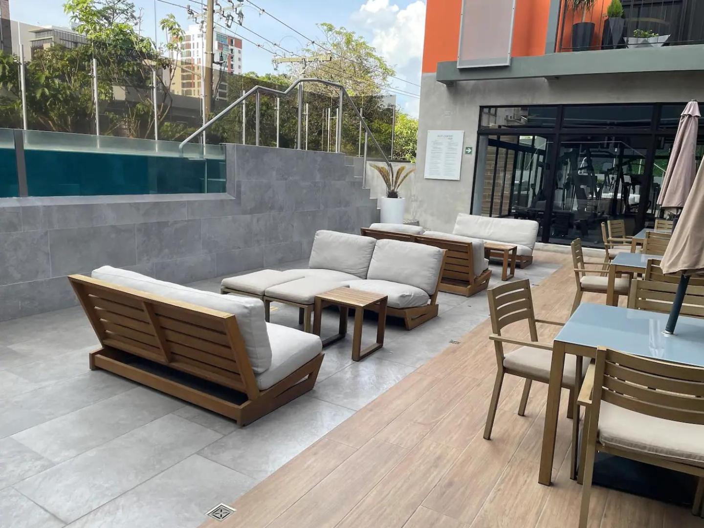 Apartamento 2 Habitaciones, Edificio Eon, Zona 10, Turin Guatemala City Bagian luar foto