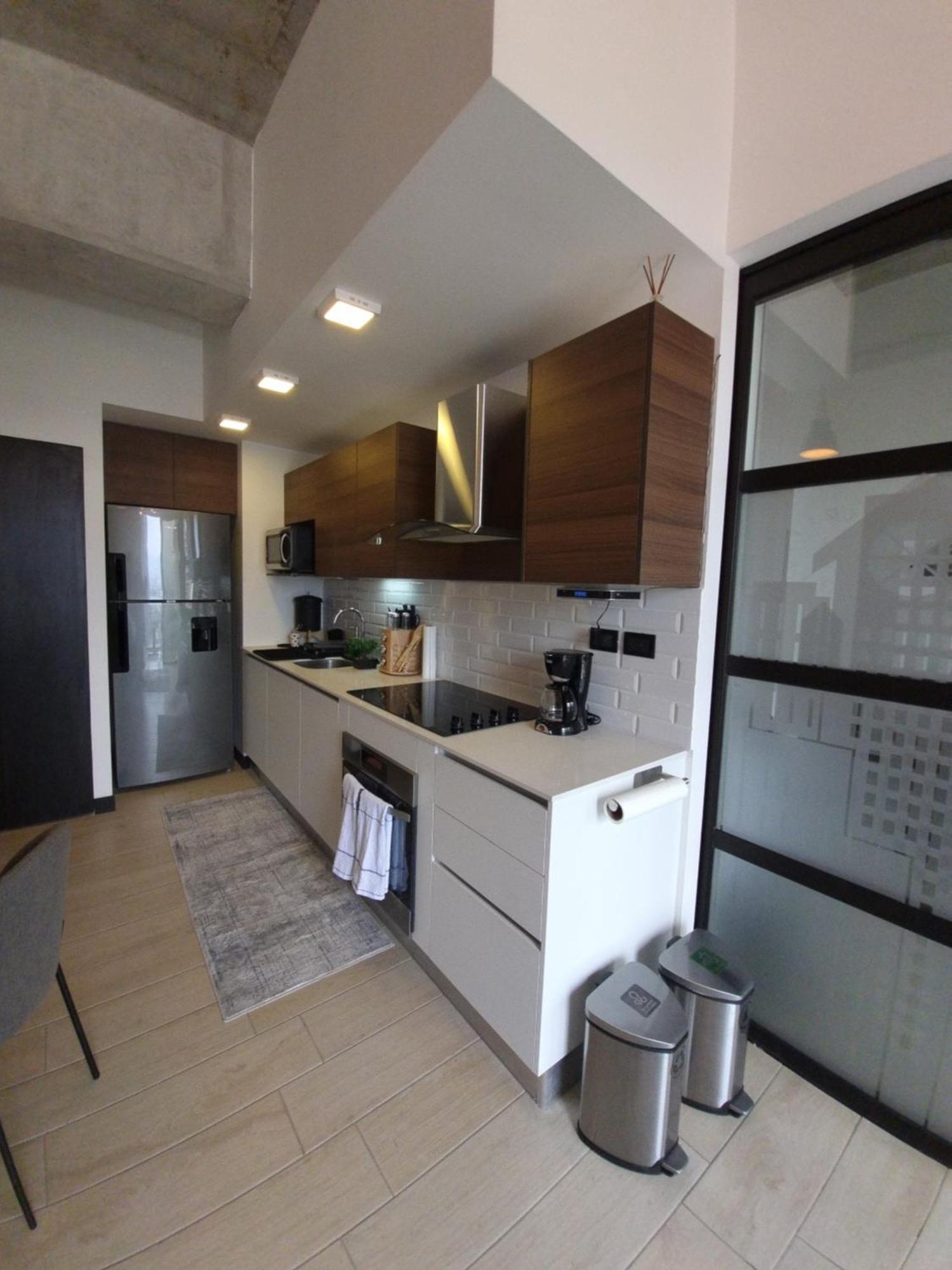 Apartamento 2 Habitaciones, Edificio Eon, Zona 10, Turin Guatemala City Bagian luar foto